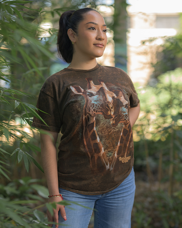 Rainforest Cafe | Giraffe Love | Adult Tee