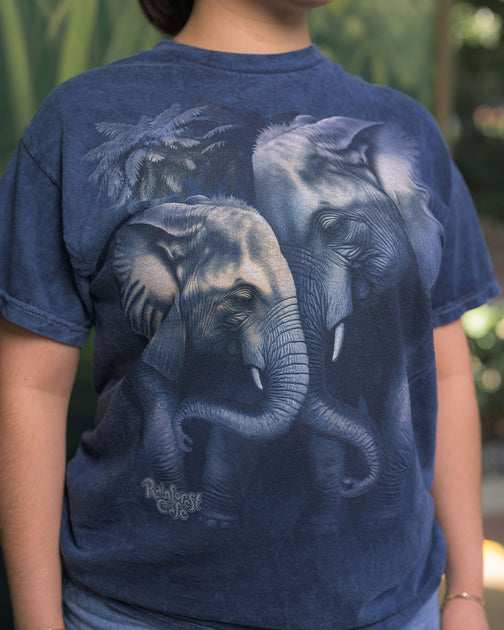 Rainforest Cafe | Elephant Love | Adult Tee – Landry's Inc.