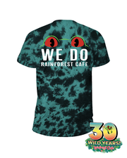 back of shirt shows an outline of frog eyes over white wording "we do. rainforest cafe".